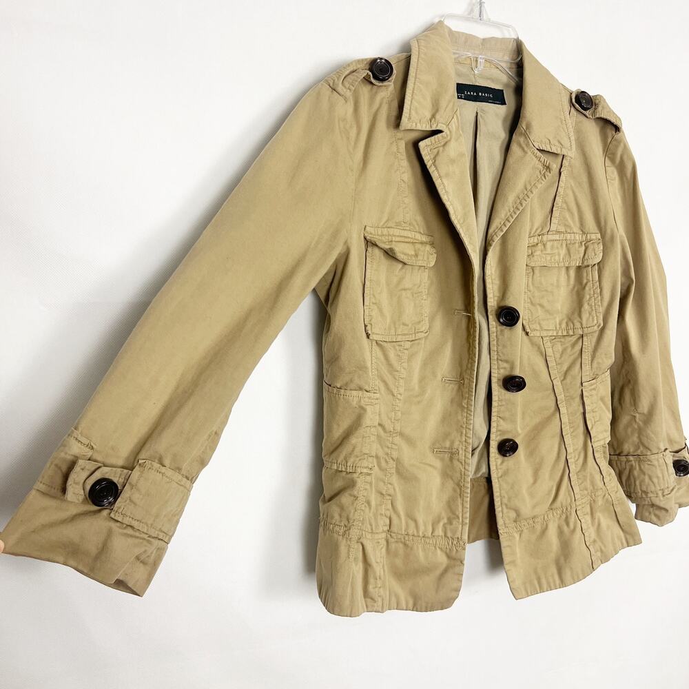 Zara Basic Button Down Women's Jacket Size Medium - image 5